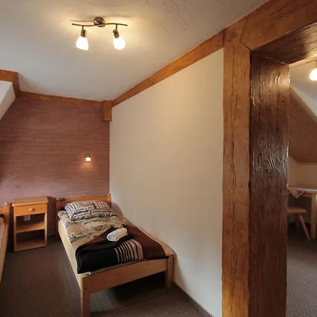 Quarto em Acomodações Particulares Pokoje Goscinne Bulcyk